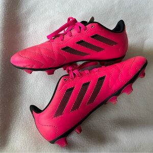 Adidas hot pink girls cleats